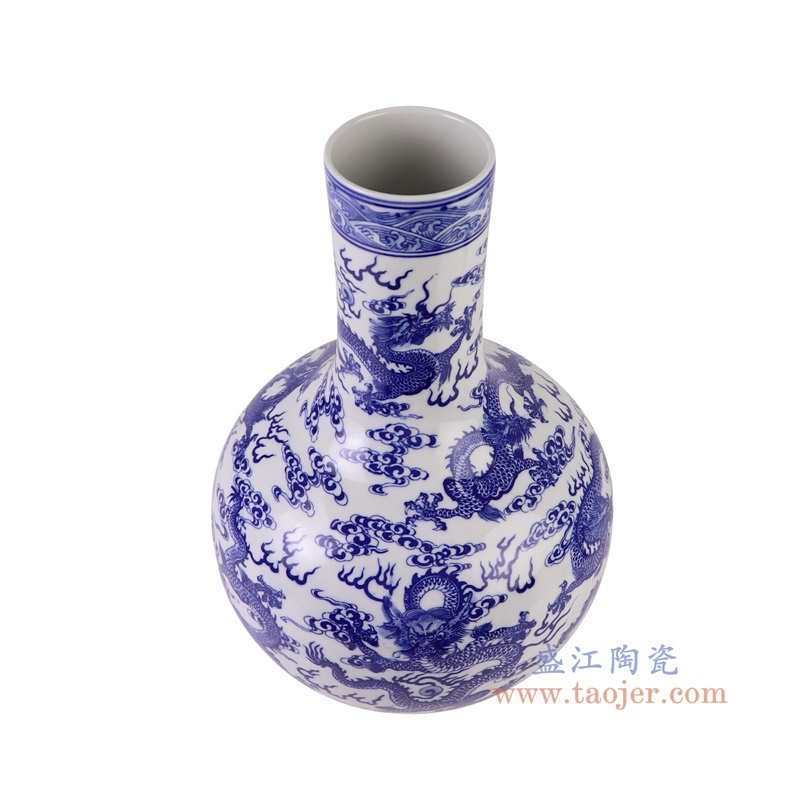 RYCI72-A青花龙纹天球瓶俯视图