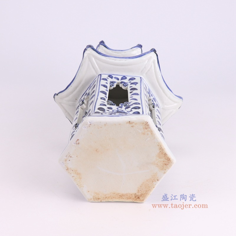 RZKR63-C青花花卉宝塔雕塑底部图