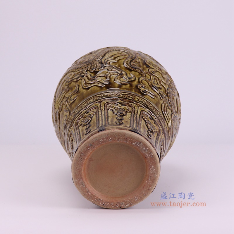 RZSP69-A酱色雕刻龙纹梅瓶底部图
