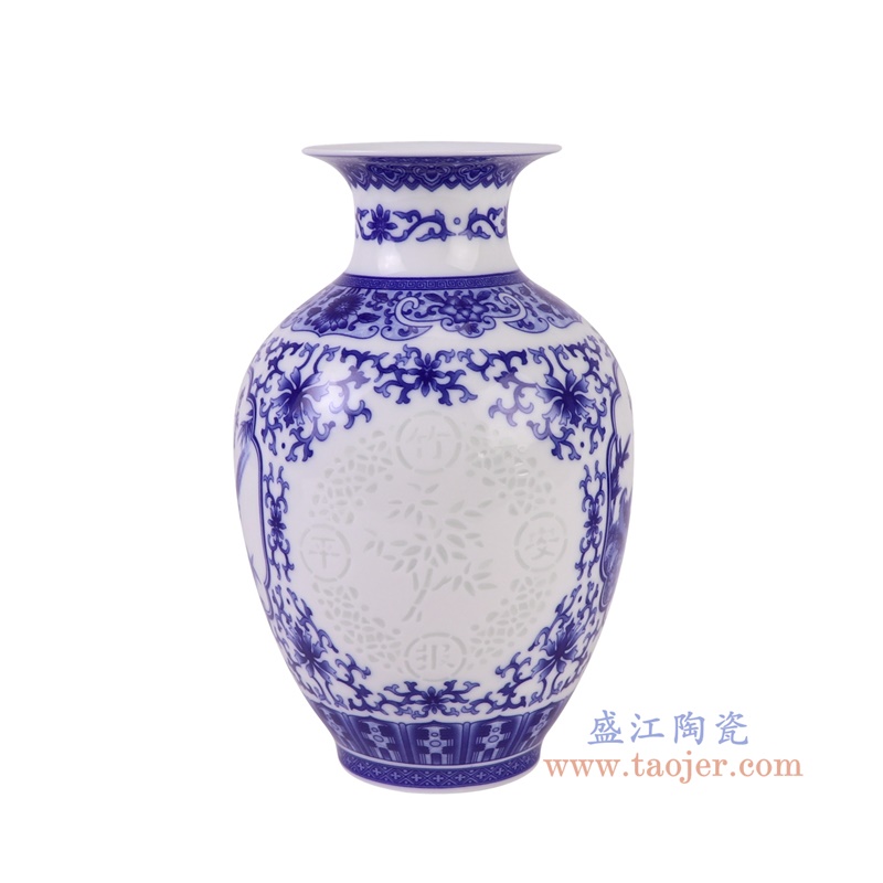 RXBG02-A青花玲珑开窗竹报平安冬瓜瓶小号侧面图