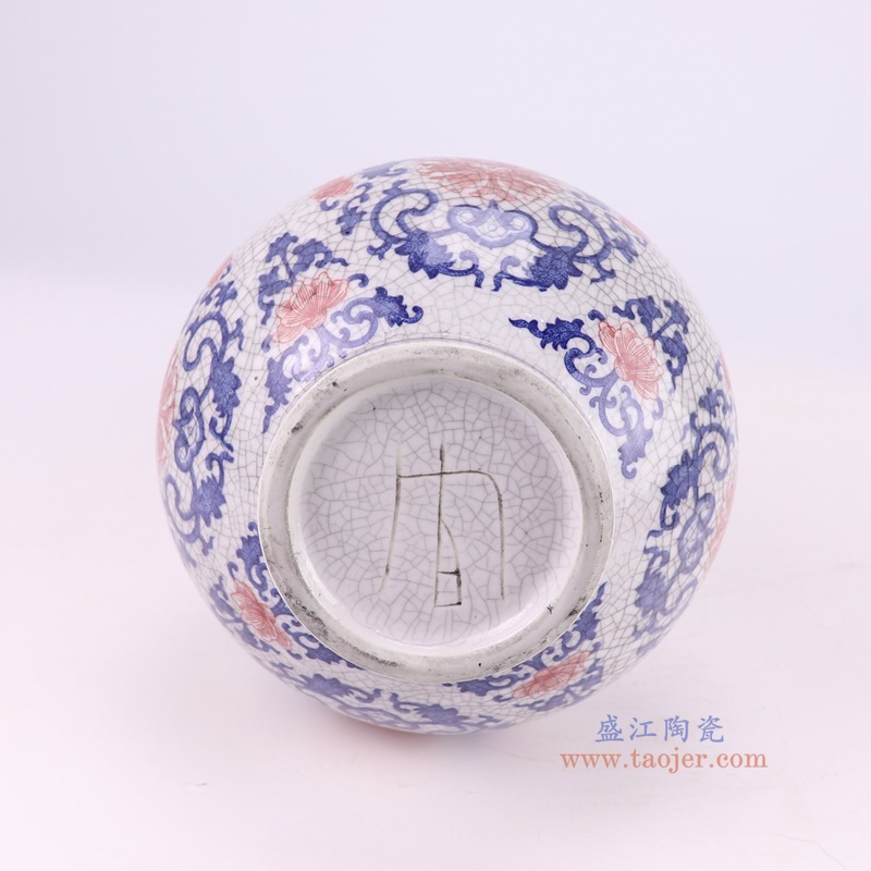 RYUJ60-E开片青花釉里红缠枝莲广口赏瓶底部图