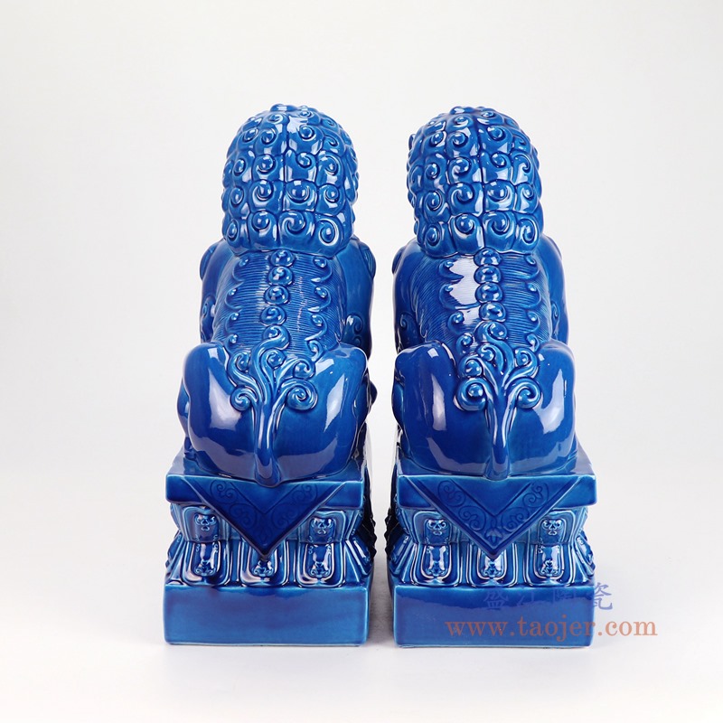 RXAT02-B颜色釉蓝色狮子狗雕塑一对背面图