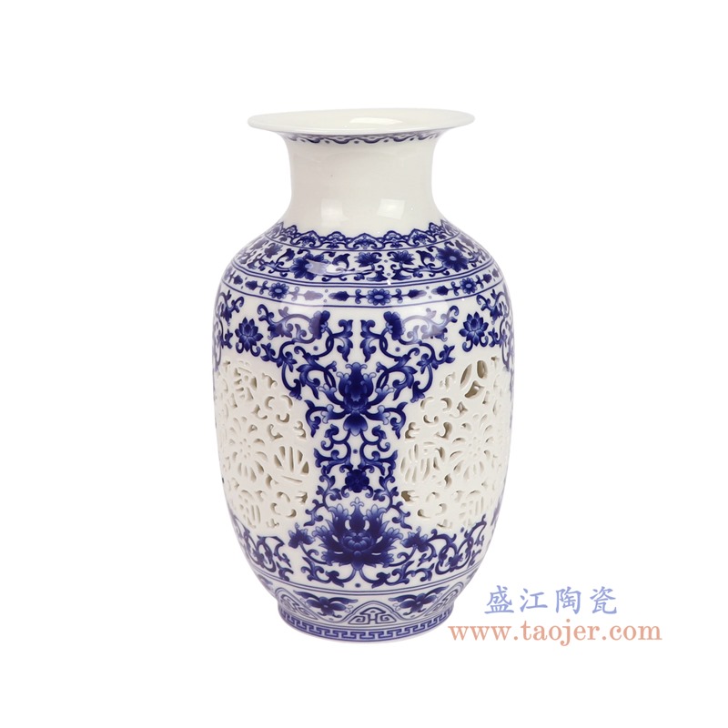 RZSG10-A青花缠枝莲镂空冬瓜瓶侧面图