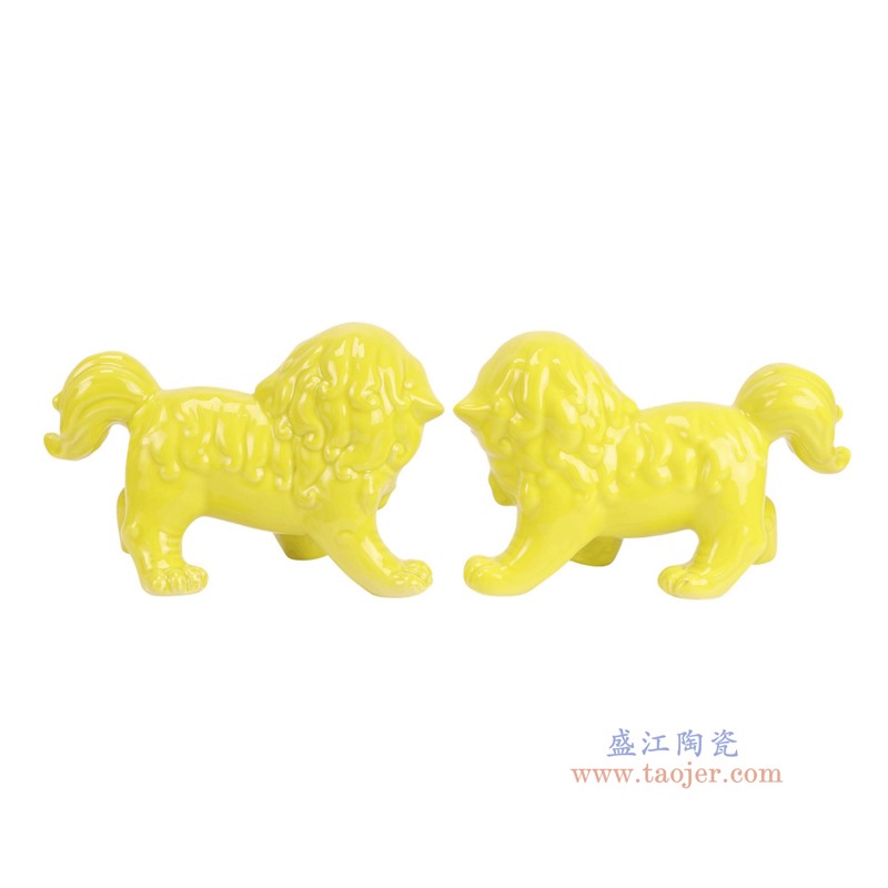 RXAT10-A黄色雕塑狮子狗一对背面图