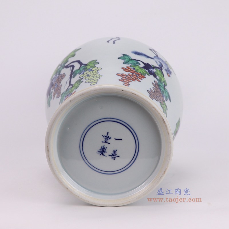 RZOE05-A彩绘硕果累累鱼尾瓶底部图