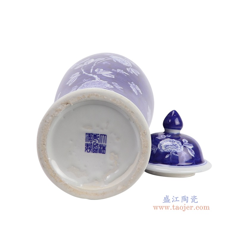 RZUF96-A青花蓝底牡丹花蝶纹将军罐底部图