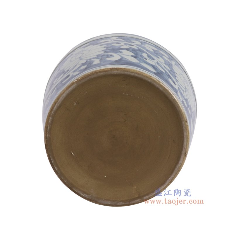 RZSX102-A仿古脚踩泥蓝底白莲花纹脚盆缸底部图