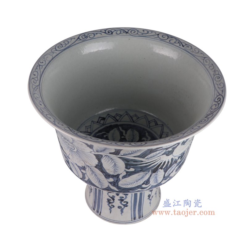 RZSX112-B仿古脚踩泥青花蓝底白凤凰牡丹纹高脚盆俯视图