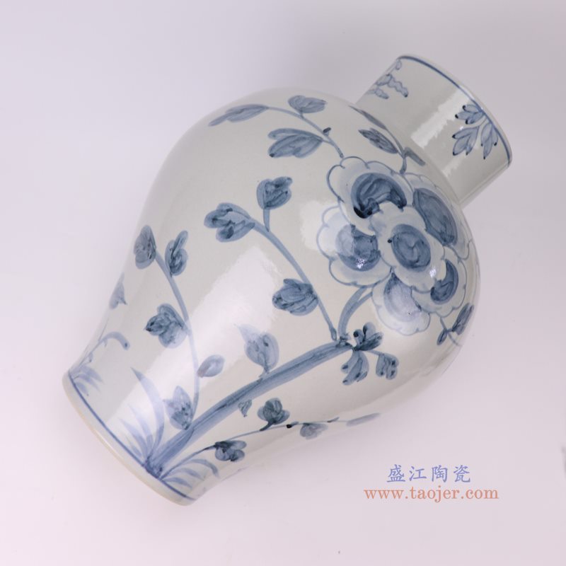 青花花树纹花瓶侧面