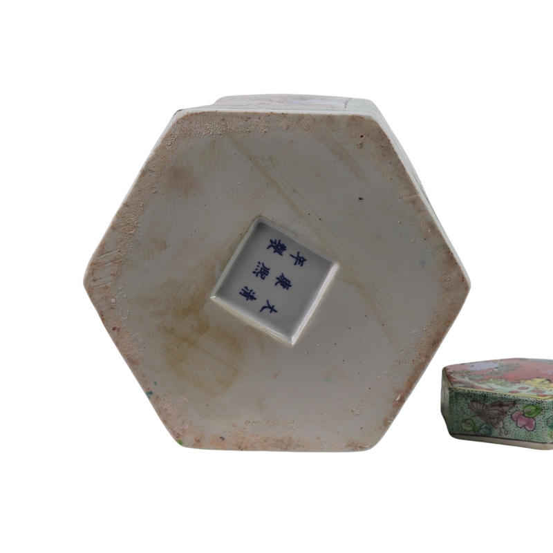 RZFA06-D 粉彩开窗虎鹤图六方罐   