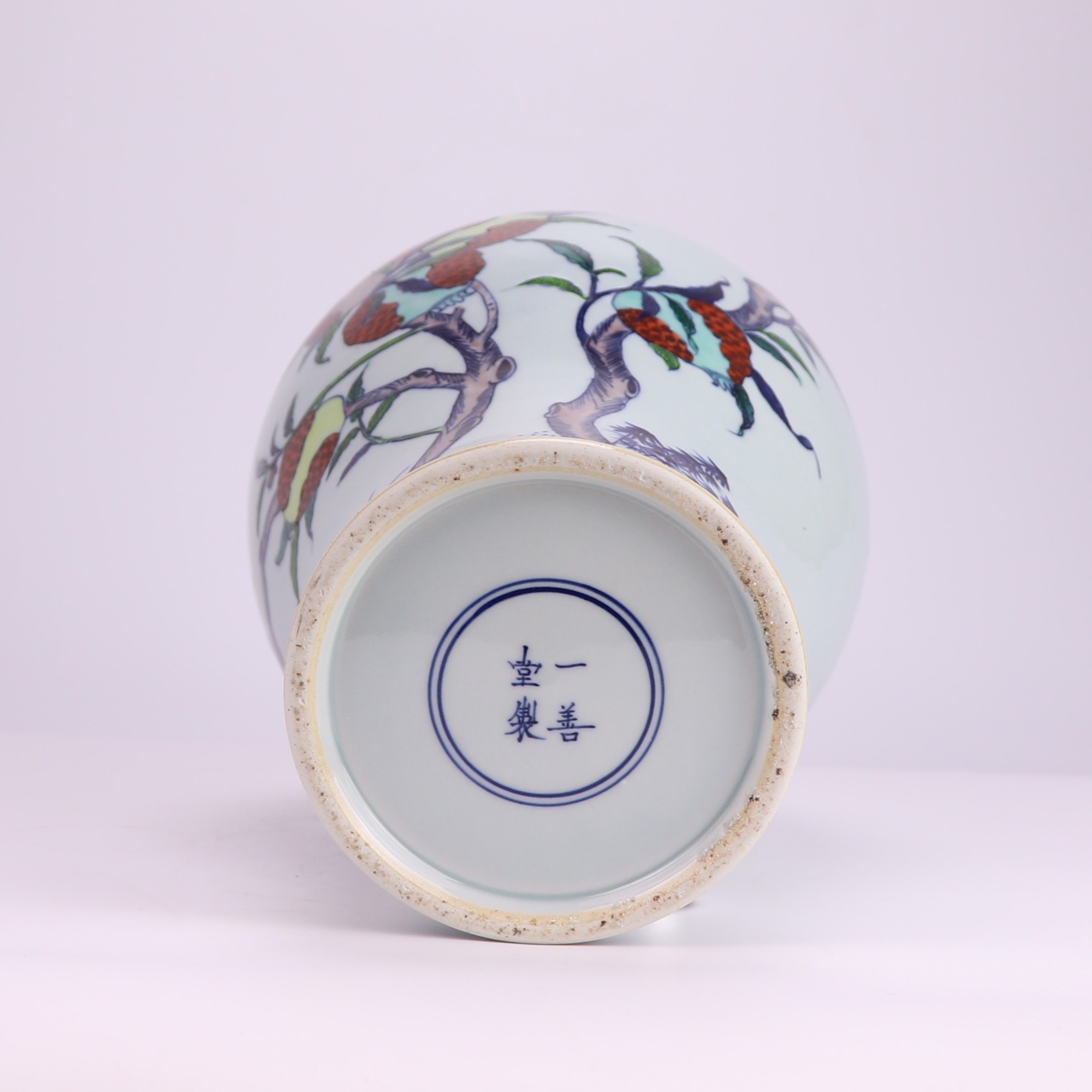 RZOE08-B 青花斗彩石榴纹梅瓶   