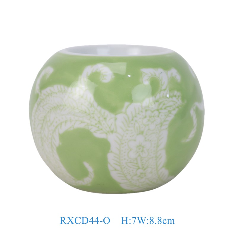 RXCD44-O绿底白花叶纹烛台