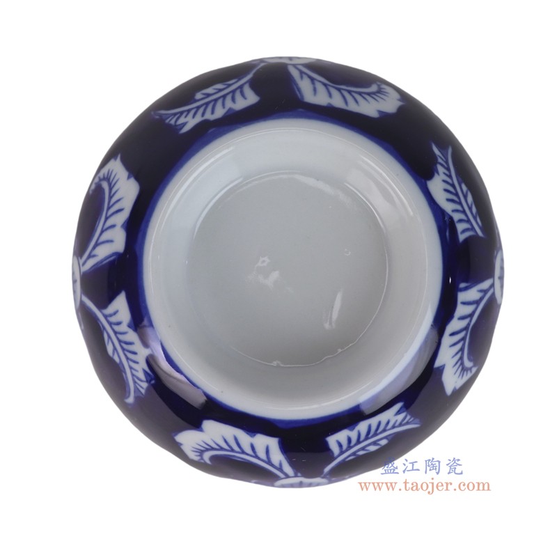 RXCD44-H青花花叶纹烛台