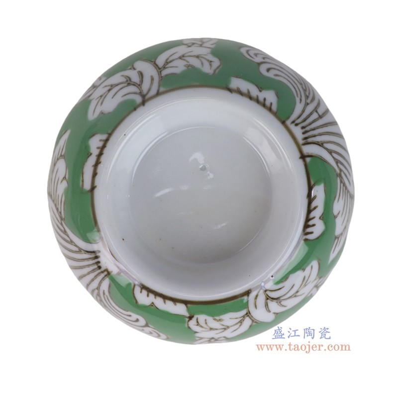 RXCD44-D绿底白花叶纹烛台
