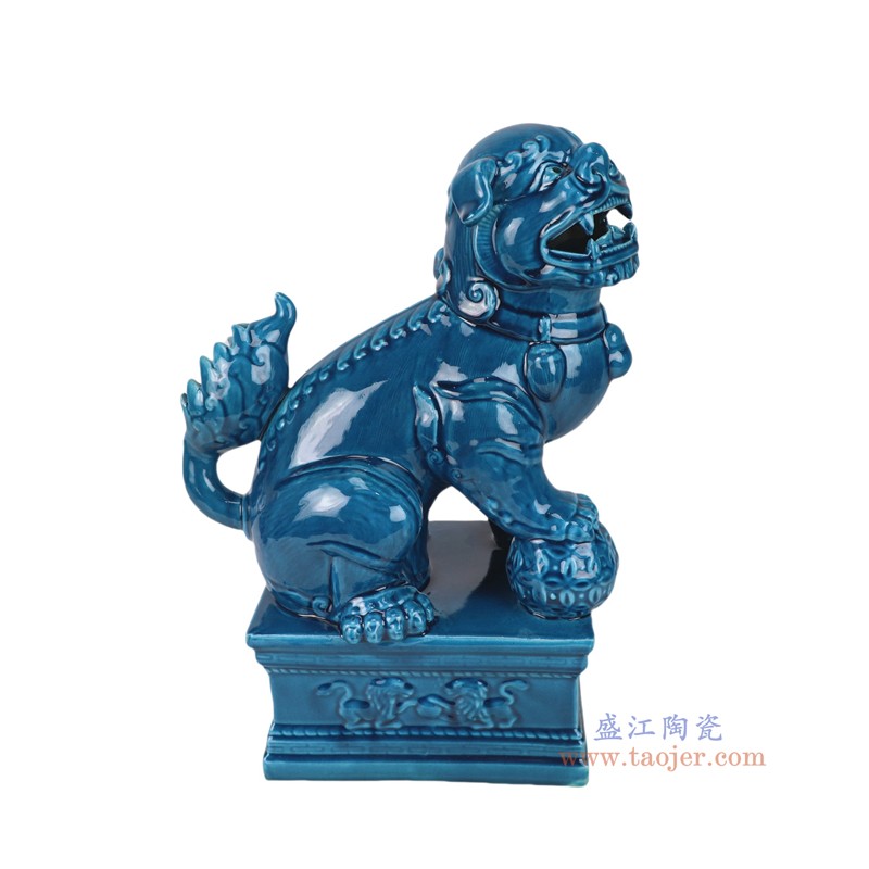 RXAP07-A蓝色狮子狗雕塑一对