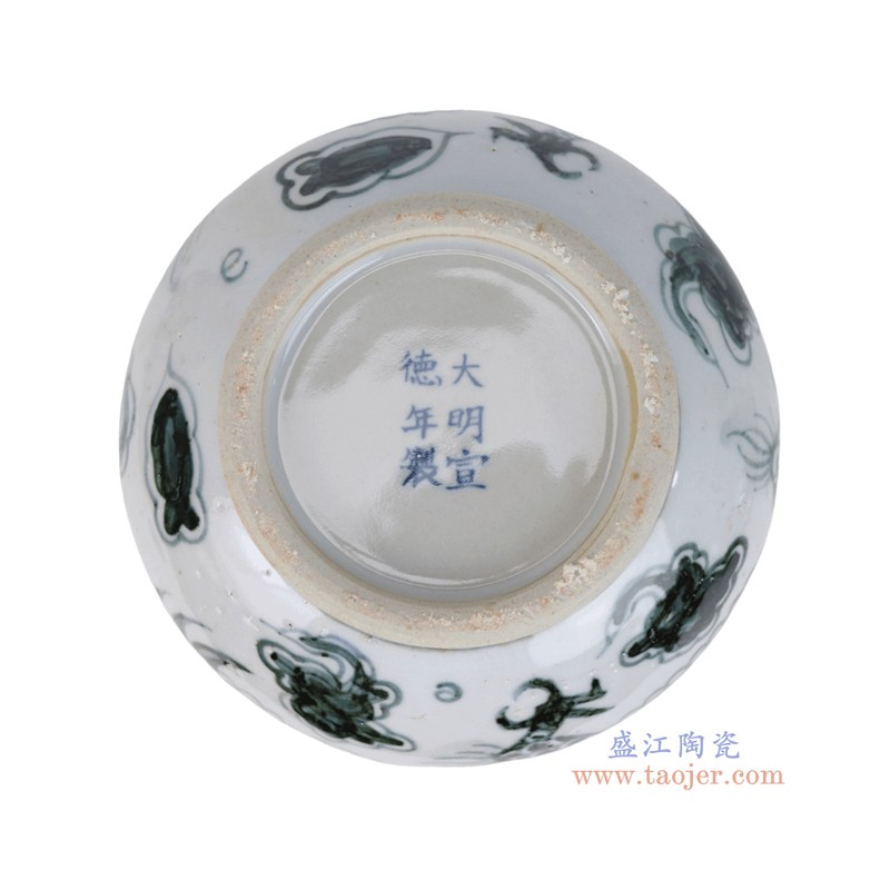 RXEL06-A青花手绘龙纹荷口赏瓶