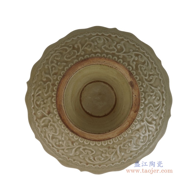 RXEN02-A  仿宋灰青釉雕刻缠枝莲纹高脚果盘 