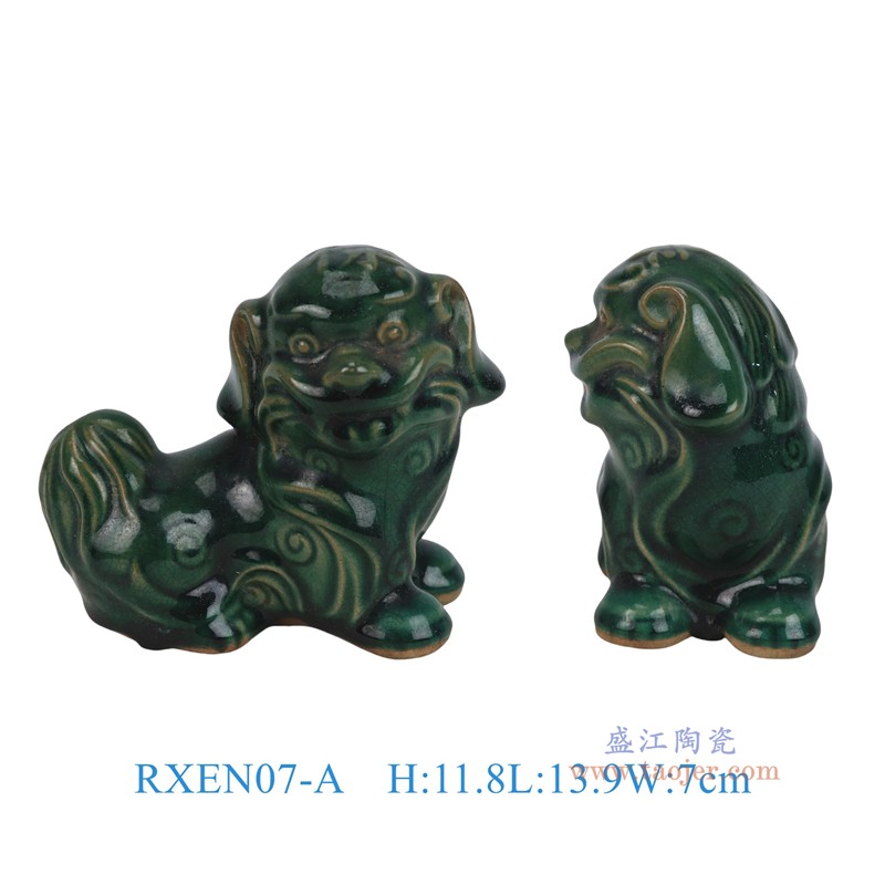 RXEN07-A 绿色狮子狗雕塑 