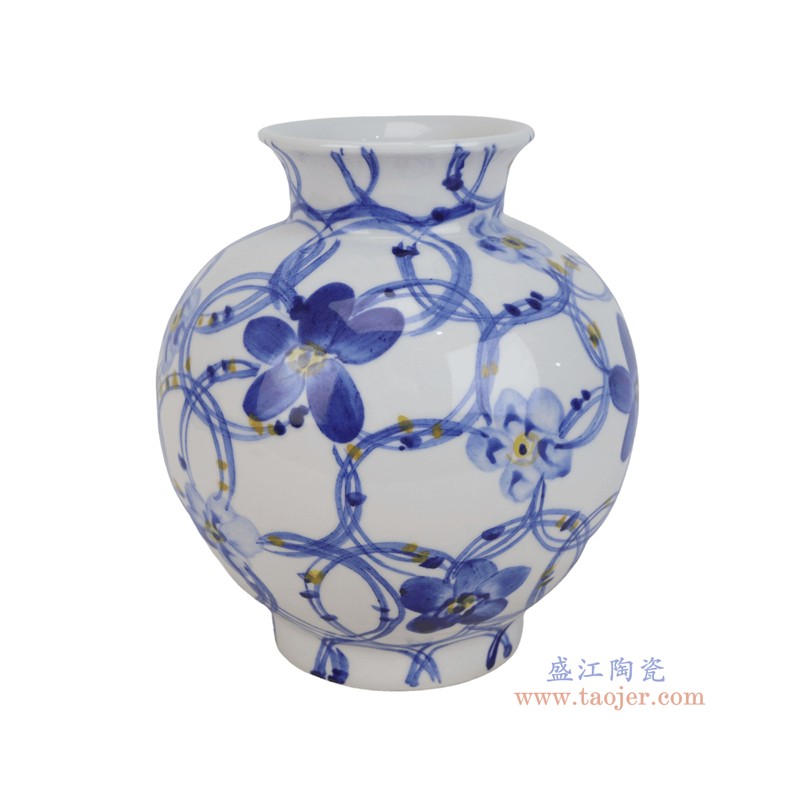 RZUF101-A   青花花叶纹莲子瓶