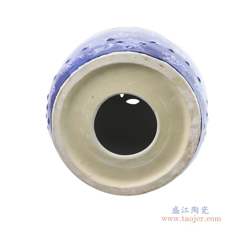 RYNQ251-E   青花蓝底蝴蝶纹开窗山水鼓凳凉墩