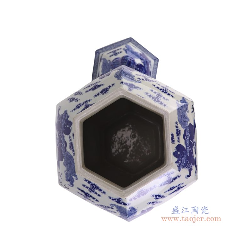 RYJF63-E   青花狮子纹六角狮头将军罐