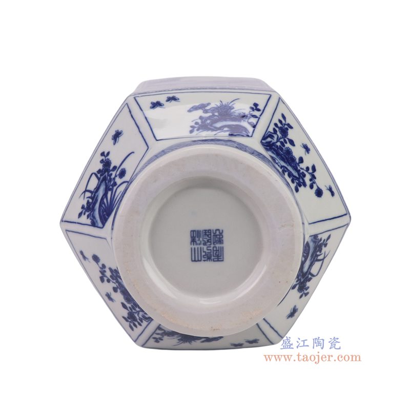 RYJF32   青花开窗山水六方花瓶