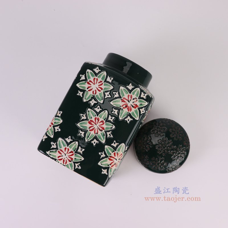 RZTo94-B  黑底红绿花卉纹纹四方茶叶罐