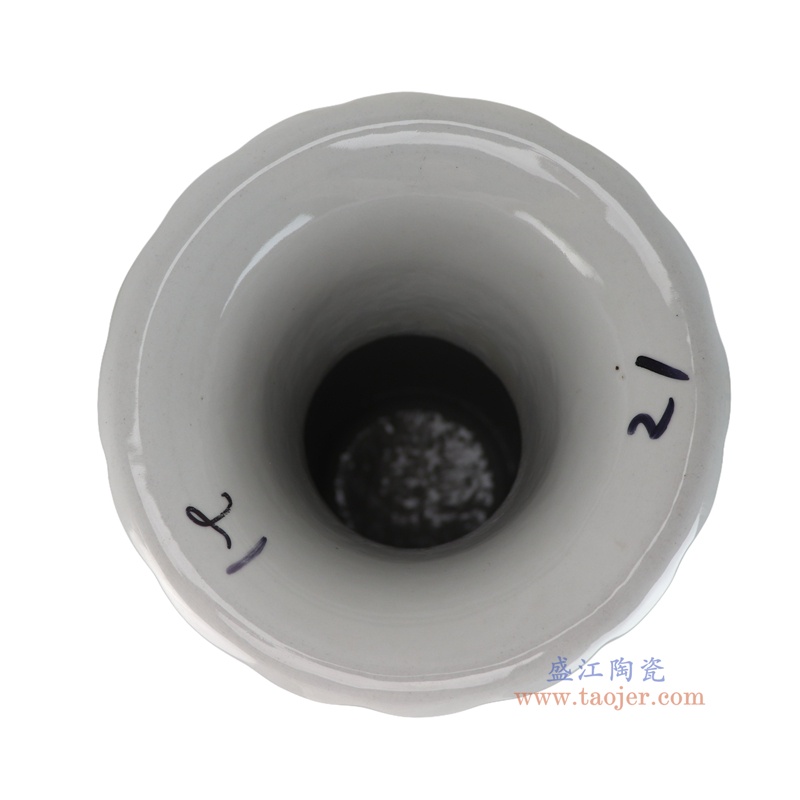 RZSY30-B  粉彩绿底群仙拜寿人物双耳花瓶