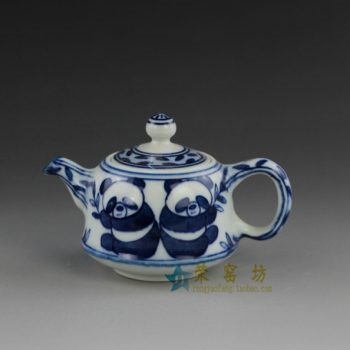 14o35  手绘青花熊猫欢乐图手柄茶壶 精致茶具