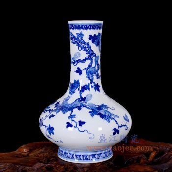 RZLH10-景德镇陶瓷 仿古手绘青花松鼠多子多福瓷瓶 中式客厅