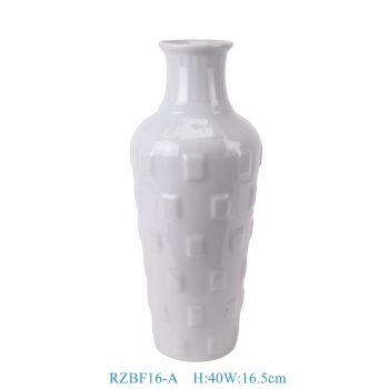 RZBF16-A 仿宋汝窑白色雕刻方块纹花瓶